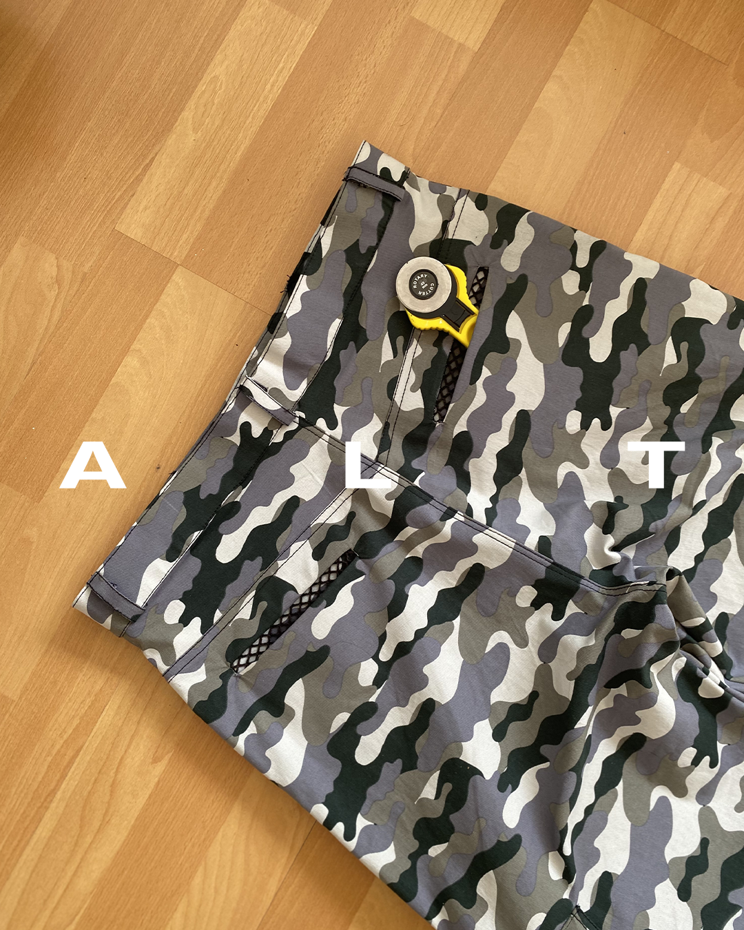 PANTALÓN MILITAR EVA 404