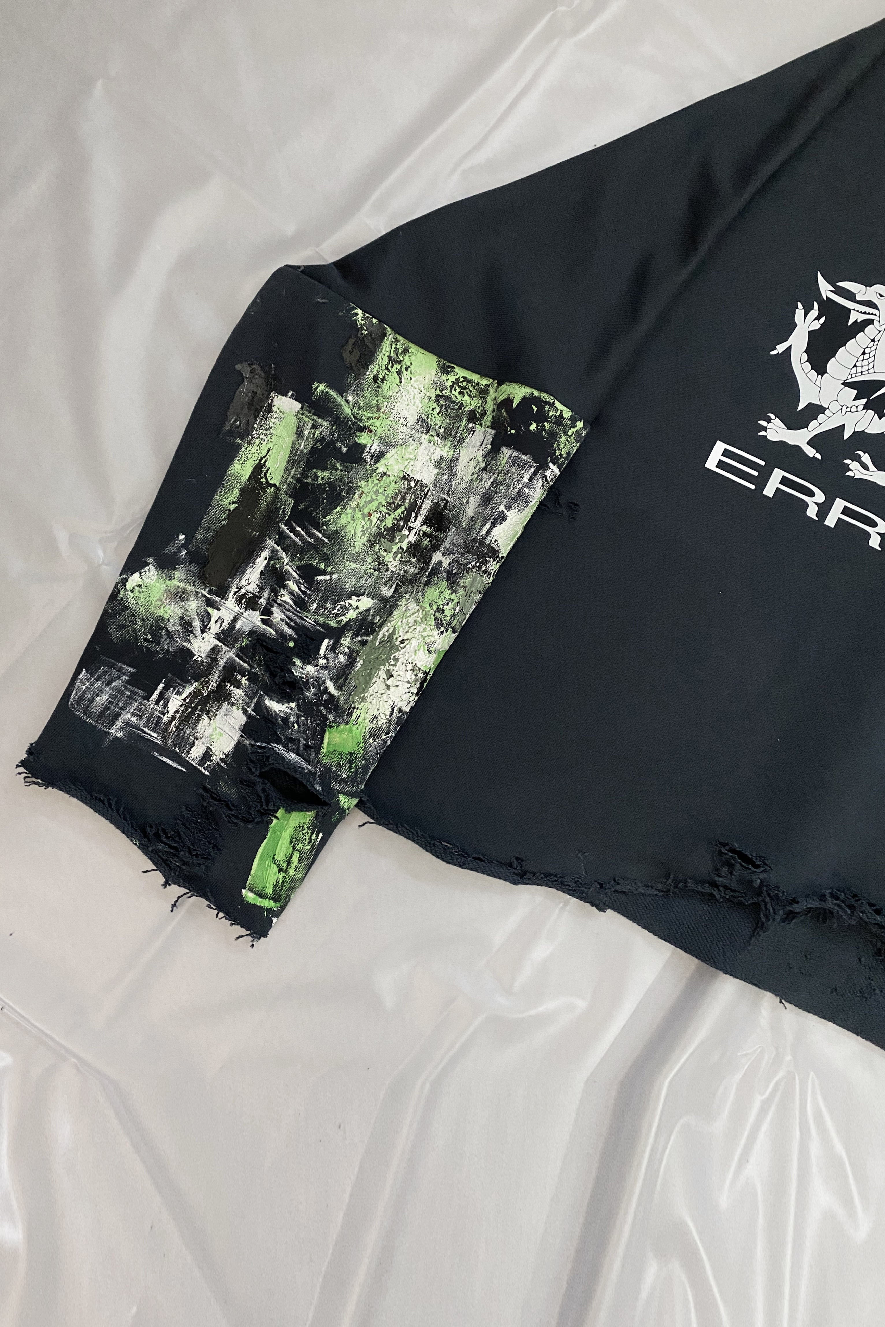 CREWNECK DESTROY ERROR M026