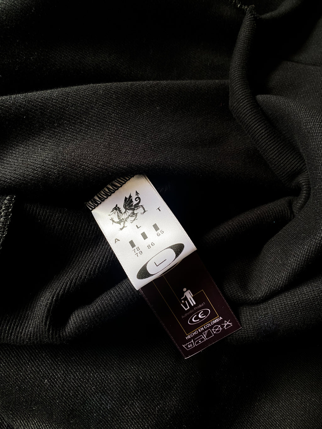AXA CREWNECK // 03 NIVEL 33